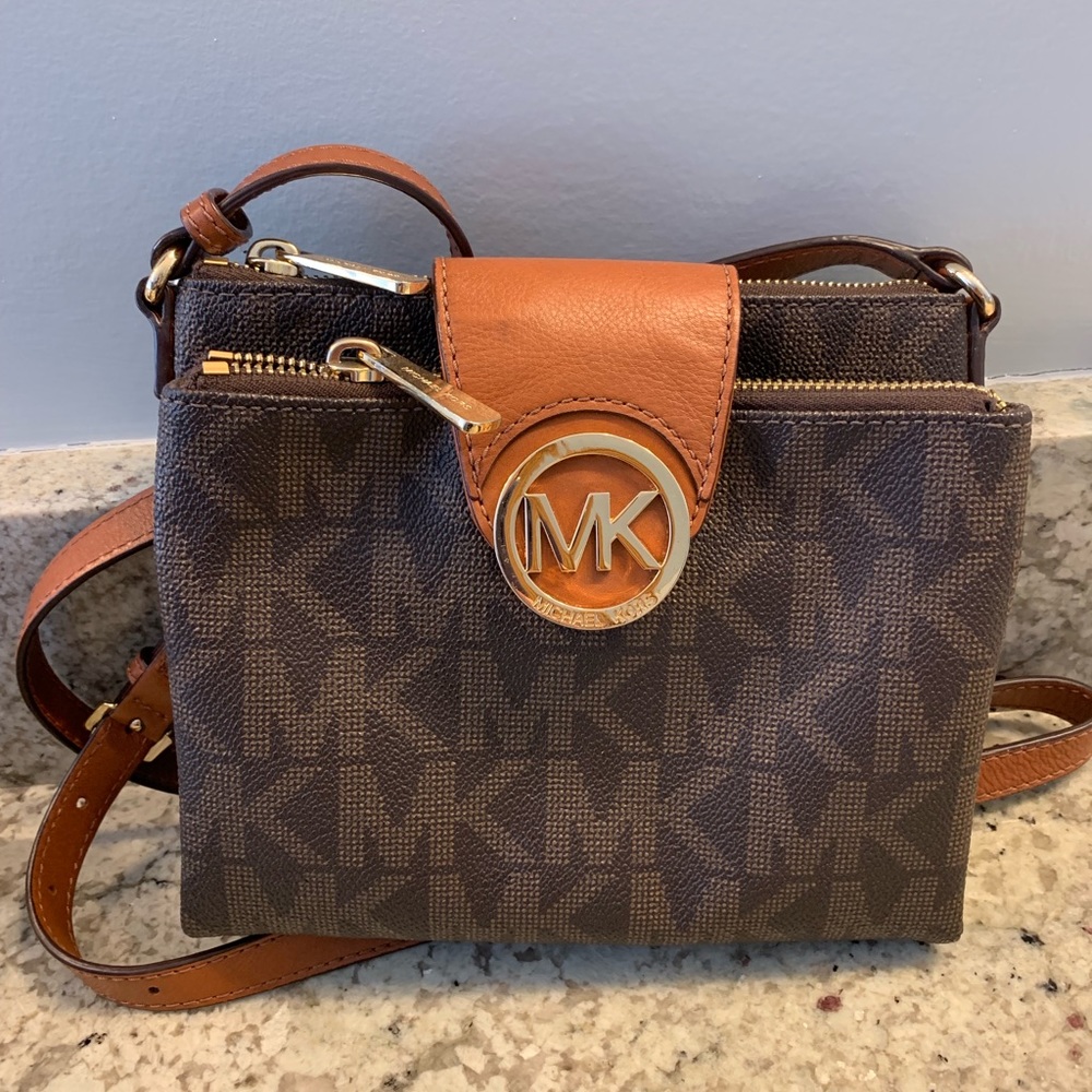 Michael Kors crossbody